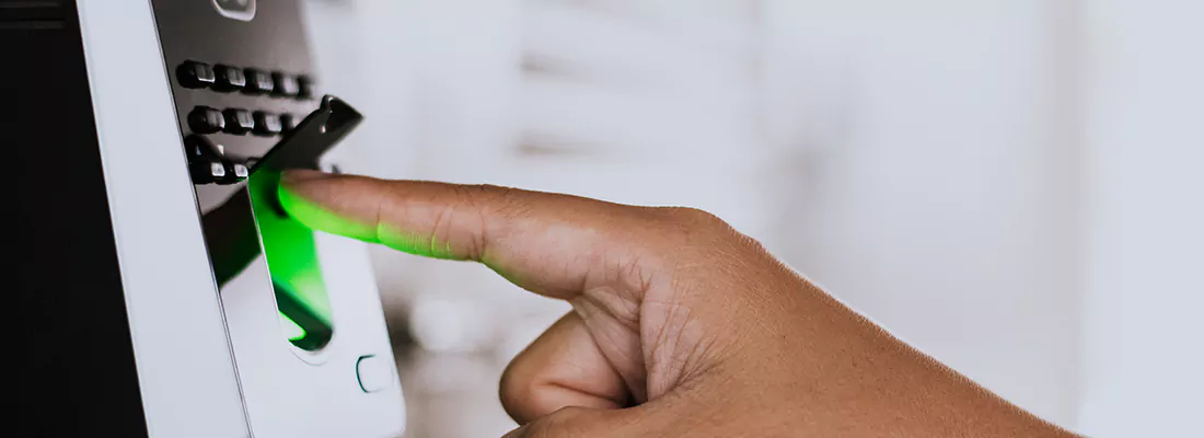 Smart Gate Locks with Remote Access Features in Port St. Lucie, FL